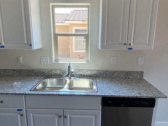 3rd image of 1060 W Palo Verde Ave