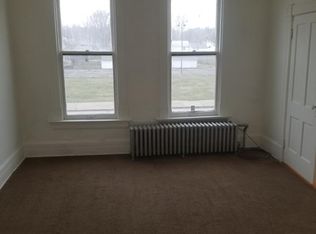 1819 W 3rd St APT 2, Davenport, IA