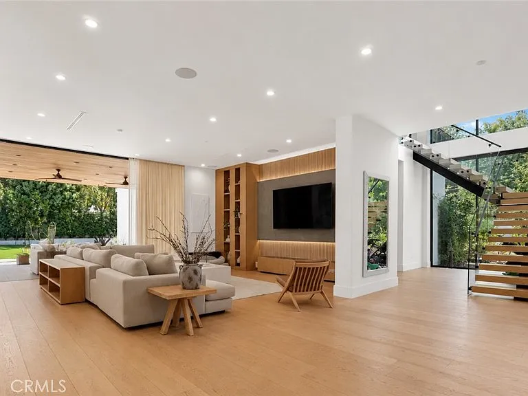 5050 Arundel Dr — Photo 18