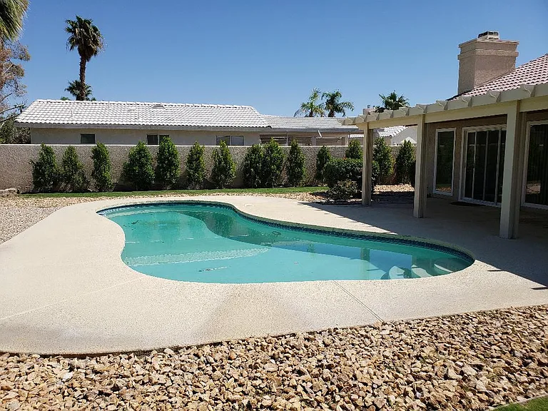 68412 Descanso Cir — Photo 31