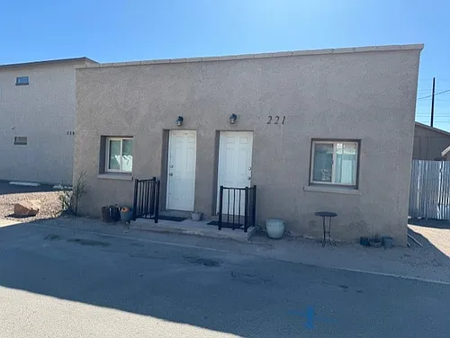 221 W University Blvd #221 Photo 1