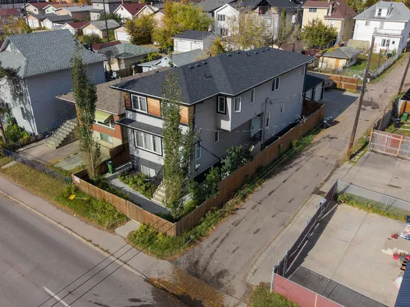 9314 107a Ave NW, Edmonton, AB T5H 0Z3