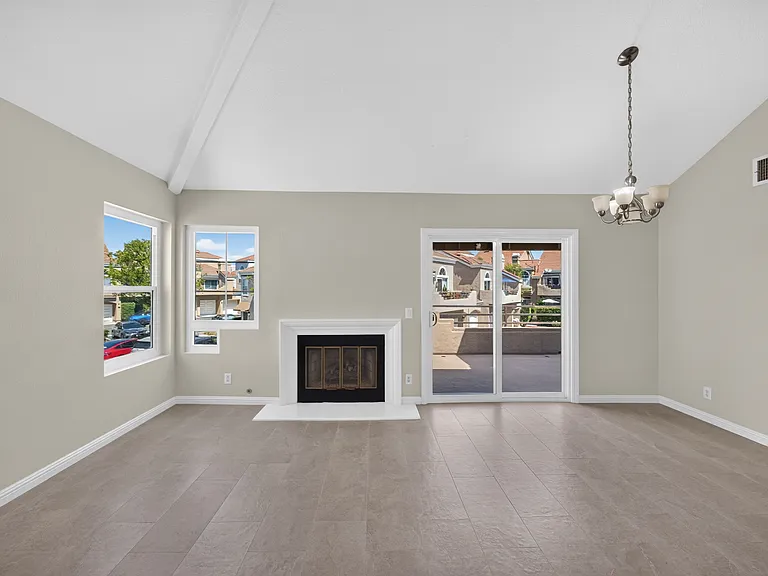 25082 Camino Del Mar #C — Photo 12