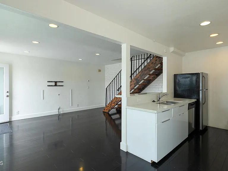 147 Fillmore Ave — Photo 7