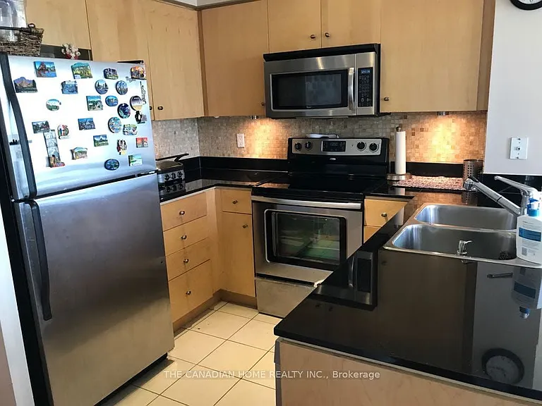 397 Front St W #1603 — Photo 6