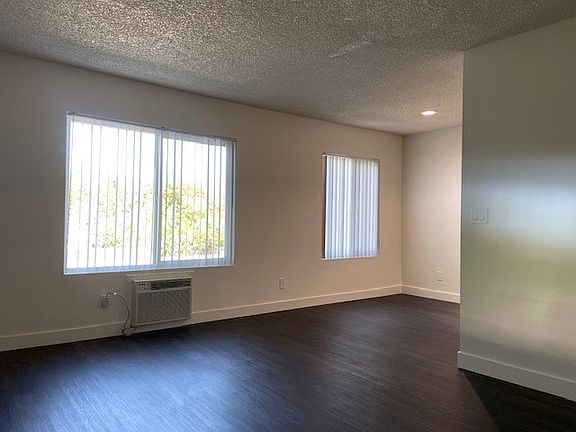 4th image of 460 E Mission Ave E #22