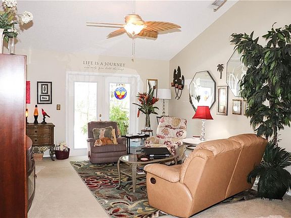 3rd image of 407 Allspice Ct