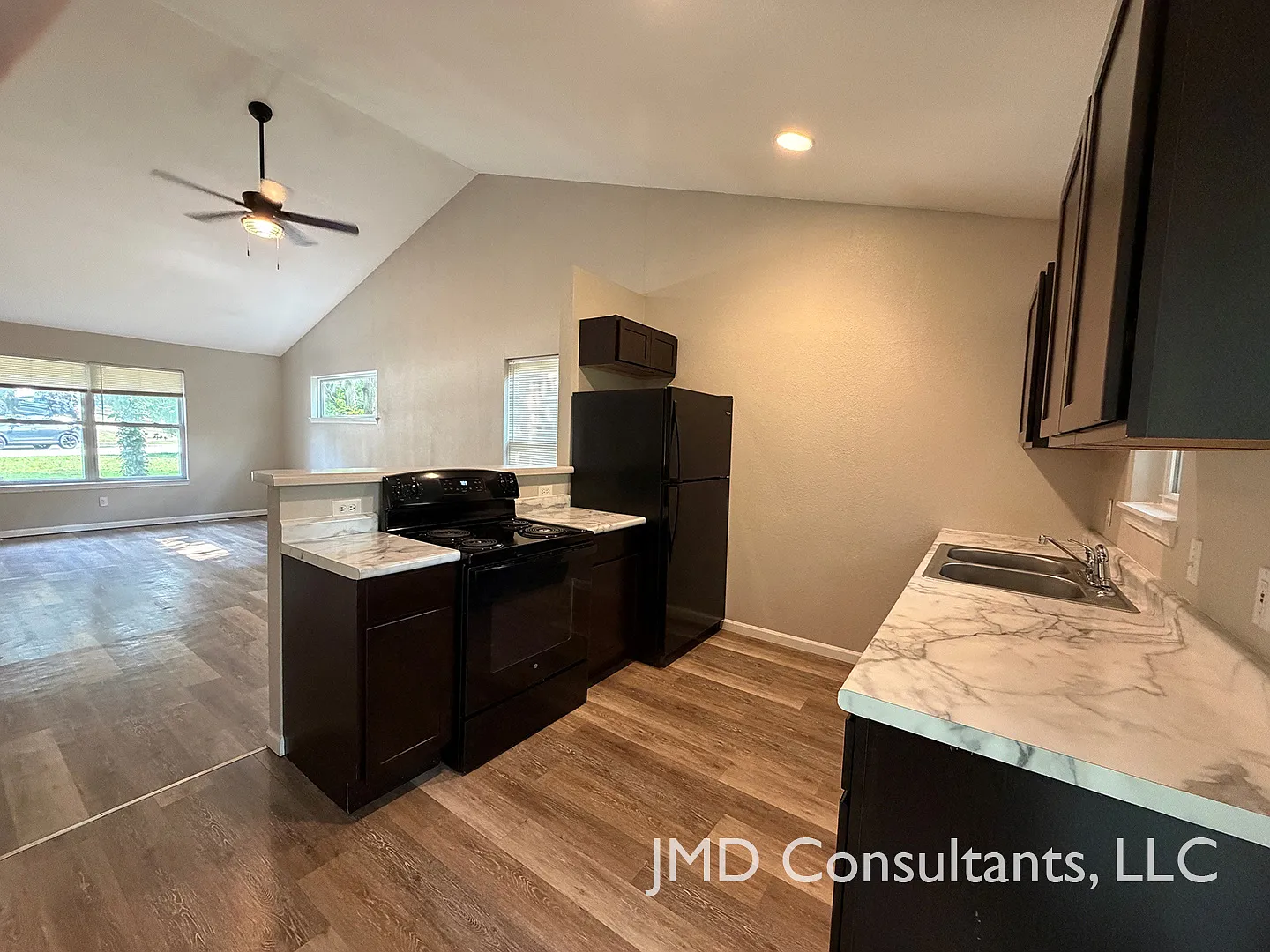 4 bed, 1632 sqft, $1,345 — Photo 3