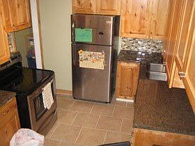 3rd image of 526 S Idaho Dr E