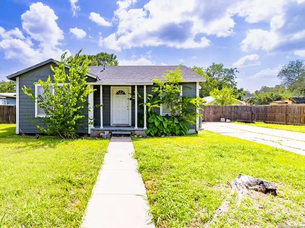 803 N Buchanan, Beeville, TX 78102