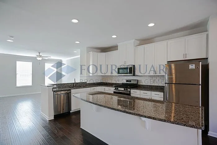 107 Cross Country Way — Photo 14