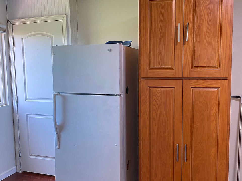 1st image of 637 N Judd St Unit 5