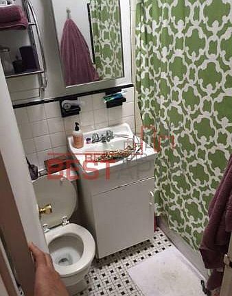 4th image of 324 E 19th St APT A
