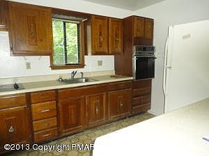 3rd image of 9829 Deerwood Dr