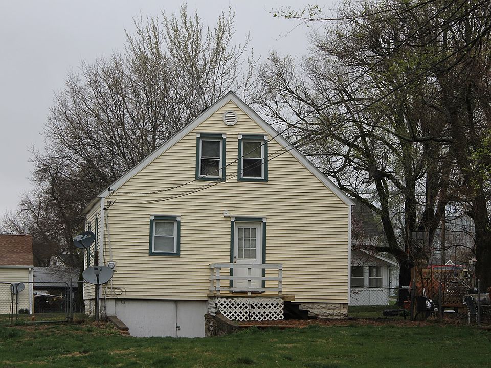 2nd image of 507 W Cornhill St