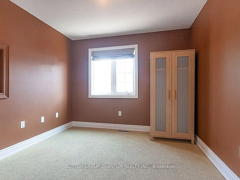 1599 Hallstone Rd — Photo 23