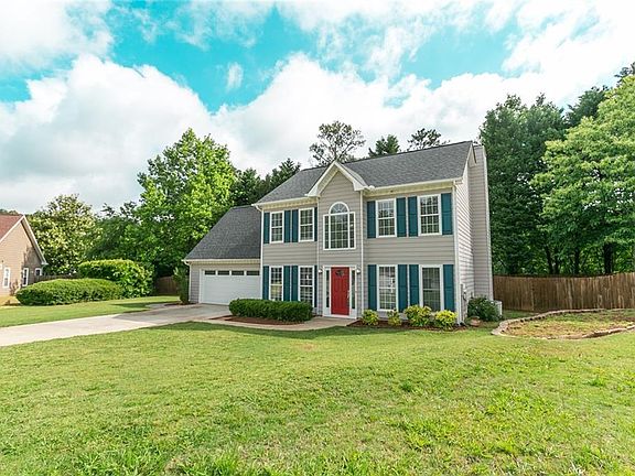 5th image of 554 Tiffany Anne Ct