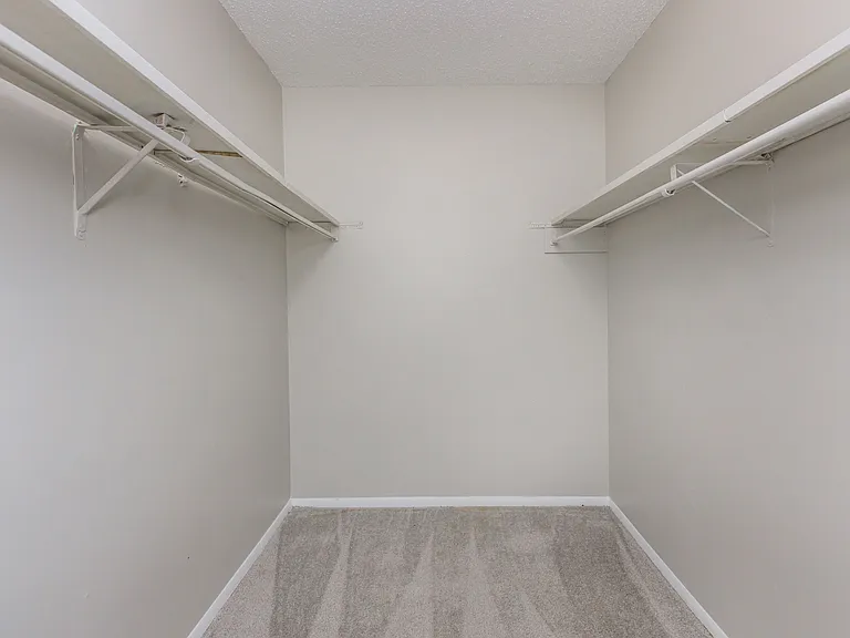 The Wallace Apartments — Photo 21