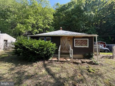 5994 Mount Freedom Dr, Circleville, WV, 26804