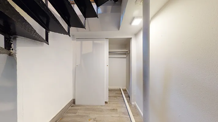 Rented by Bond New York | media 52