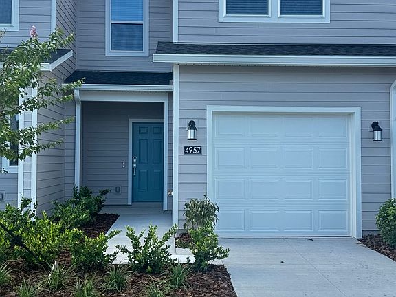 3rd image of 4957 SW 83rd Pl