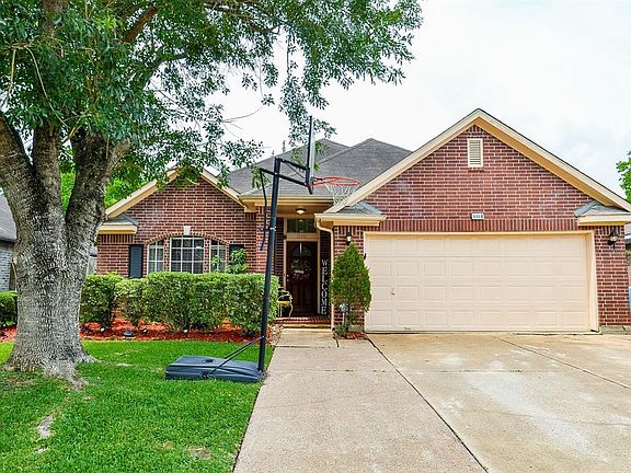 5th image of 1110 Merribrook Ln