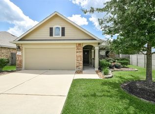 18319 Russett Green Dr, Tomball, TX 77377