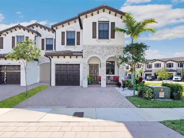 12772 SW 229th Ter, Miami, FL 33170