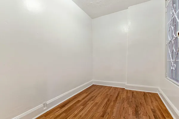 Rented by Compass | media 17