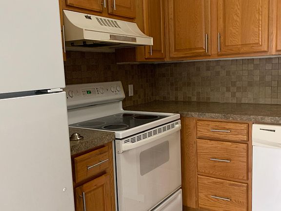 4th image of 762 Highland Gardens Ln