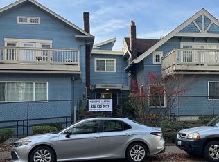5225 15th Ave NE #A, Seattle, WA 98105