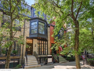 43 E Elm St, Chicago, IL, 60611