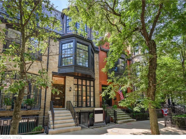 43 E Elm St, Chicago, IL 60611