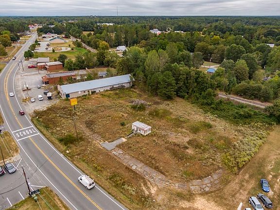 4th image of 5530 Old Us Highway 52