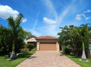 809 103rd Ave N, Naples, FL 34108