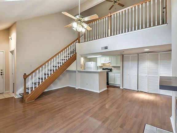 3rd image of 2300 Old Spanish Trl APT 2067
