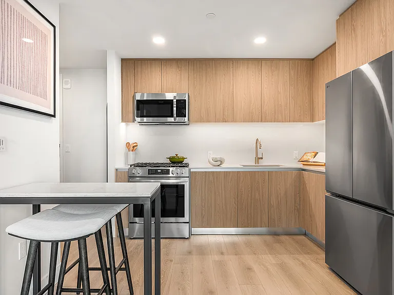 54 Crown St #1209 — Photo 4