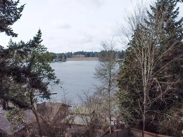 3535 Francis Drive SE, Olympia, WA 98503