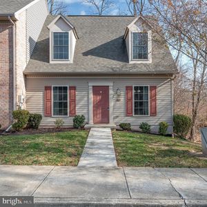 512 Woodthrush Ct, Harrisburg, PA, 17110