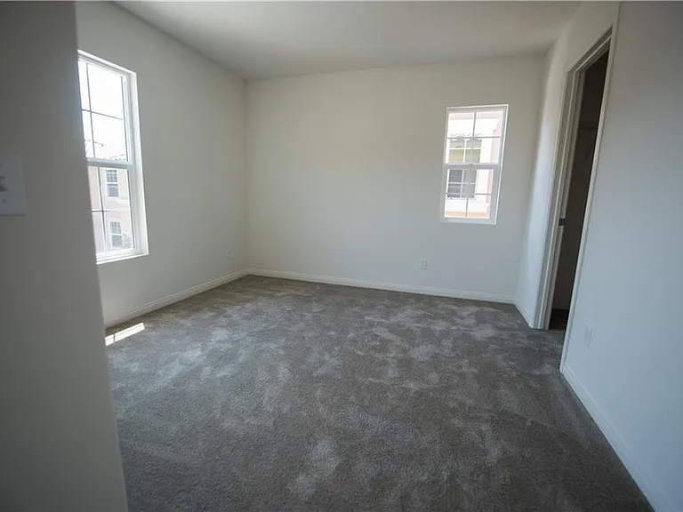 13079 Goldenrod Dr — Photo 25