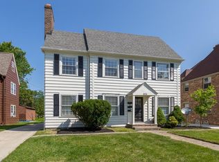 18701 Winslow Rd, Shaker Heights, OH 44122