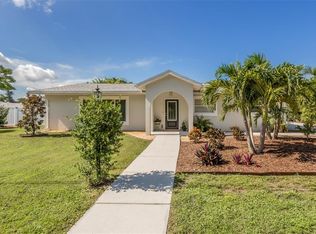 209 Blackburn Rd, Nokomis, FL 34275