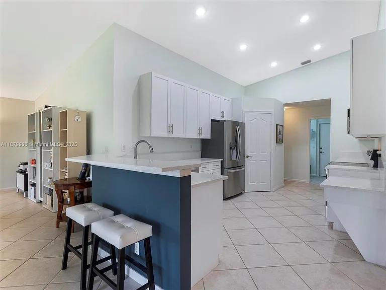 2549 Egret Lake Dr — Photo 25