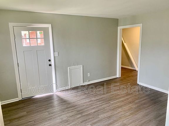 2nd image of 316 Woodview Ave