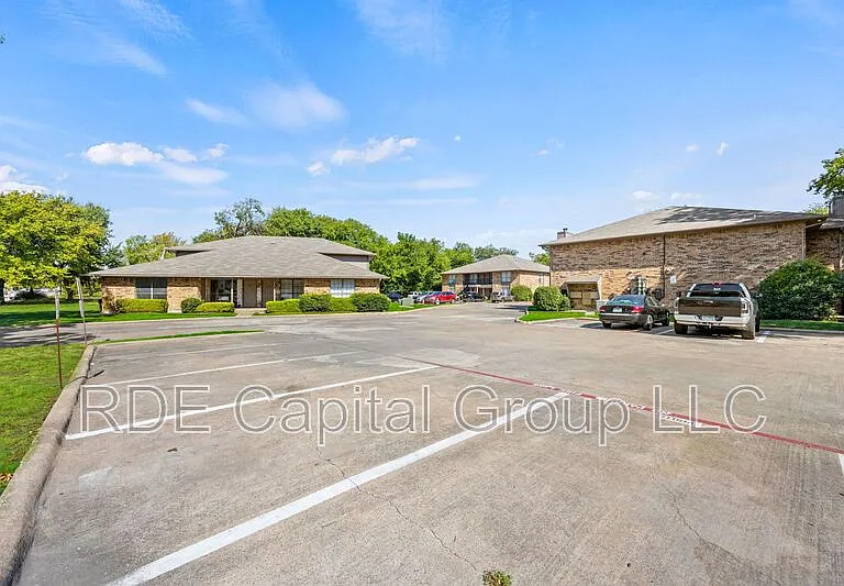 1935 Cranford Dr #104 — Photo 30