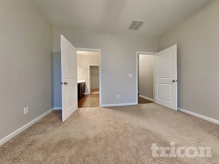 381 Alexander Ln — Photo 6