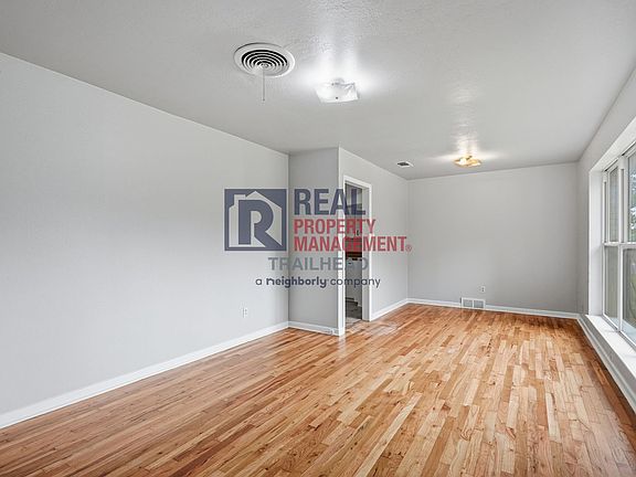 4th image of 1300 Warden St