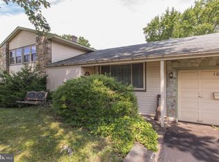 1066 Anthony Wayne Dr, Warminster, PA 18974