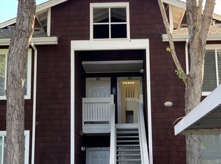 40 Marina Lakes Dr, Richmond, CA 94804