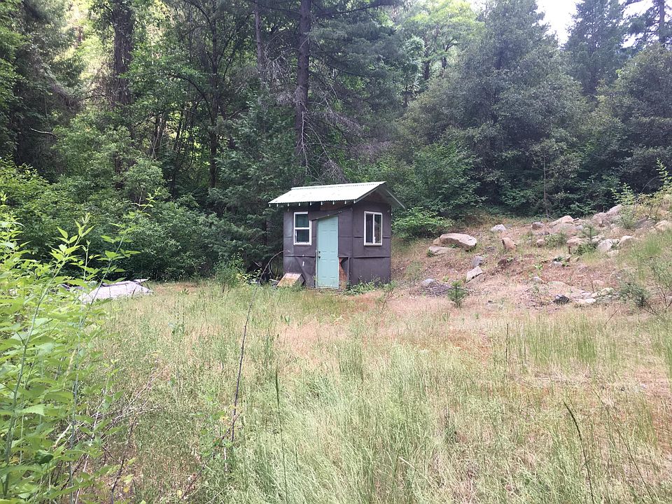 2nd image of 21763 Cavanaugh Canyon Rd
